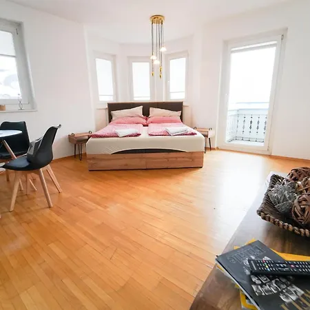 Apartment Schlafgut Kuessler - 70m Vom Express *