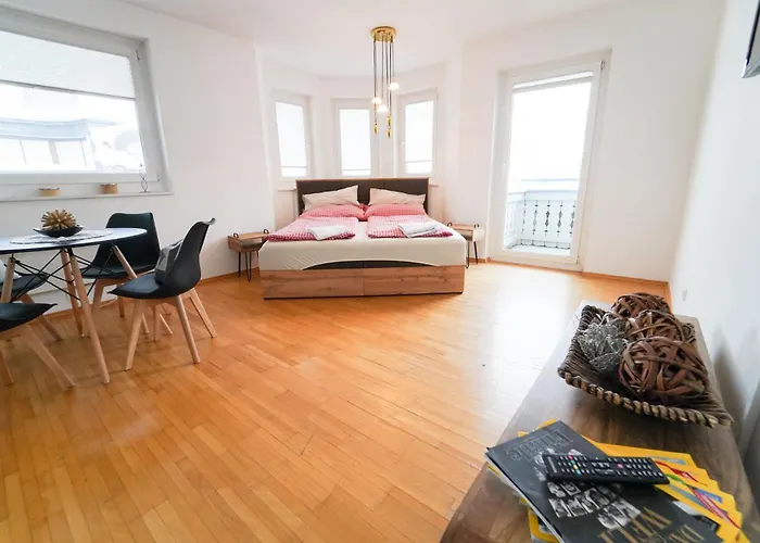 Apartment Schlafgut Kuessler - 70m Vom Express *