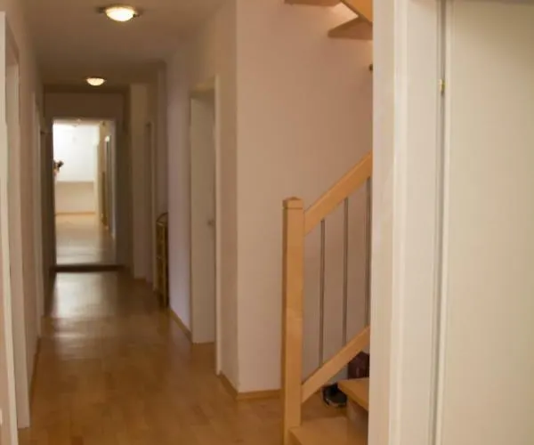 Schlafgut Kuessler - 70m Vom Express Apartment