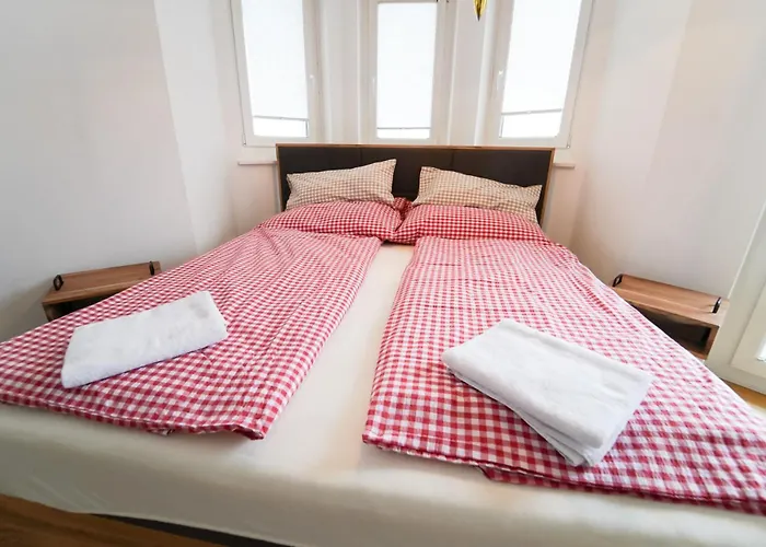 Schlafgut Kuessler - 70m Vom Express زيل أم سي